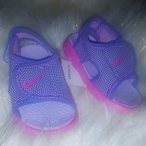 NWT Nike Adjustable sandals